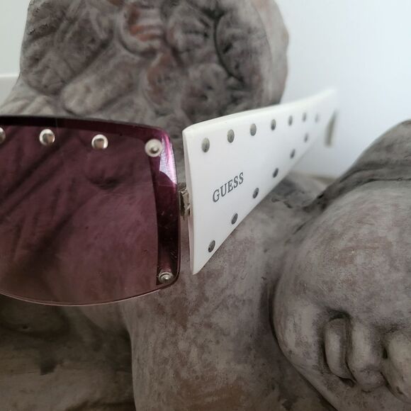 Vintage Guess Studded Pink Lens White Arms Y2K Bratz 00s Sunglasses Wide Wrap - Picture 9 of 13